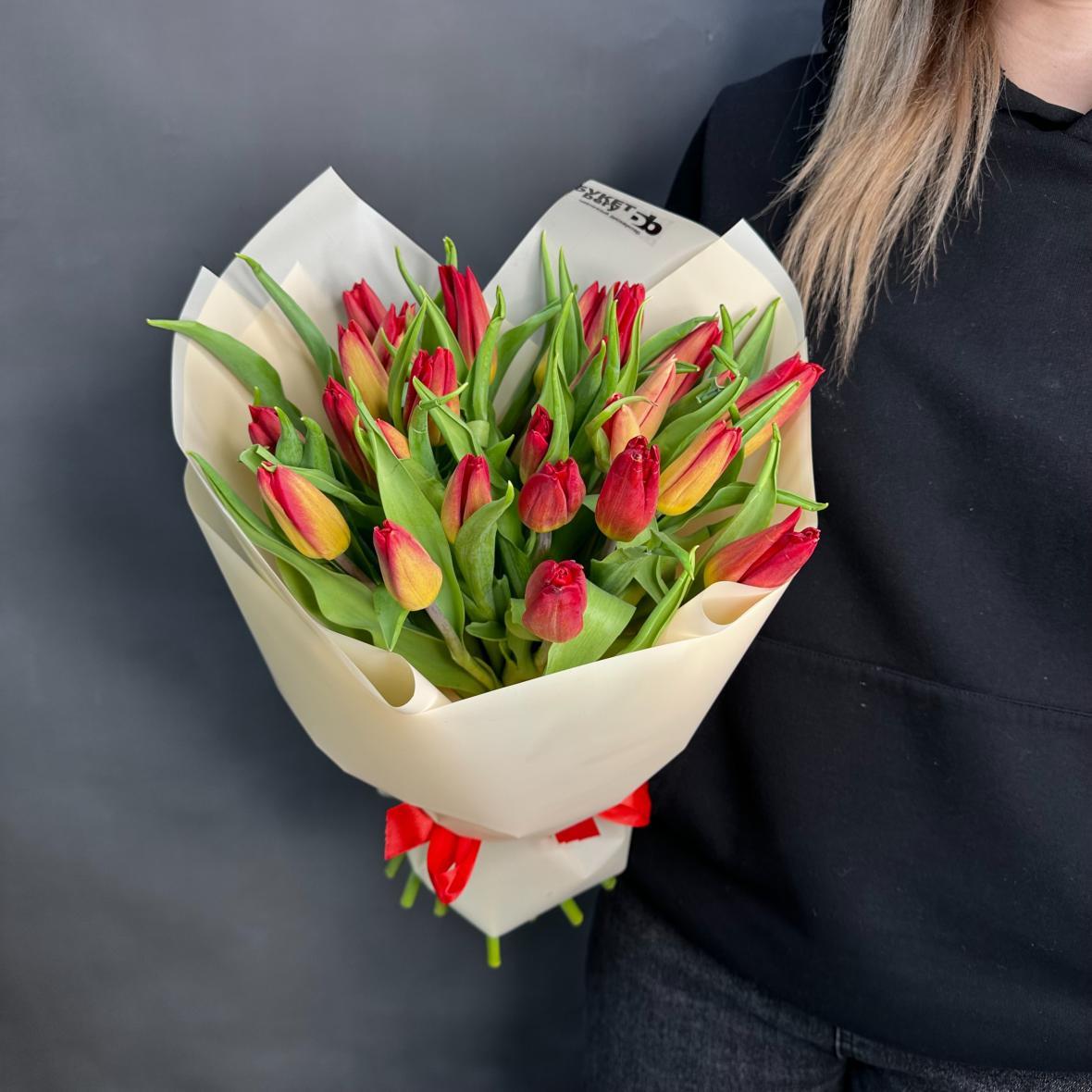 Букет с тюльпанами №7